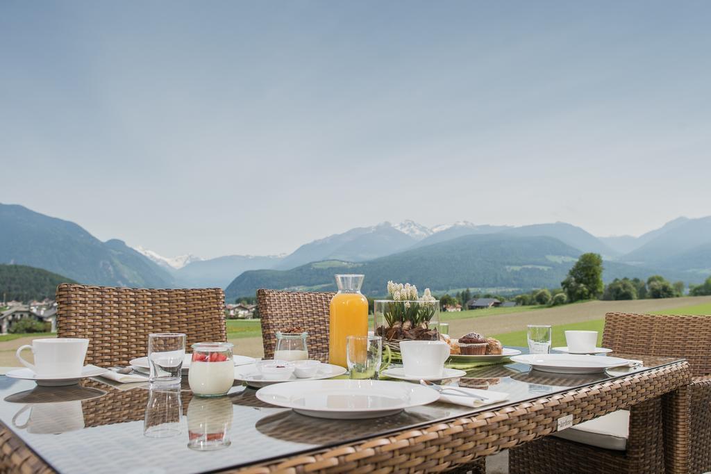 Hotel Garni Hochgruber บรูนิโก ภายนอก รูปภาพ