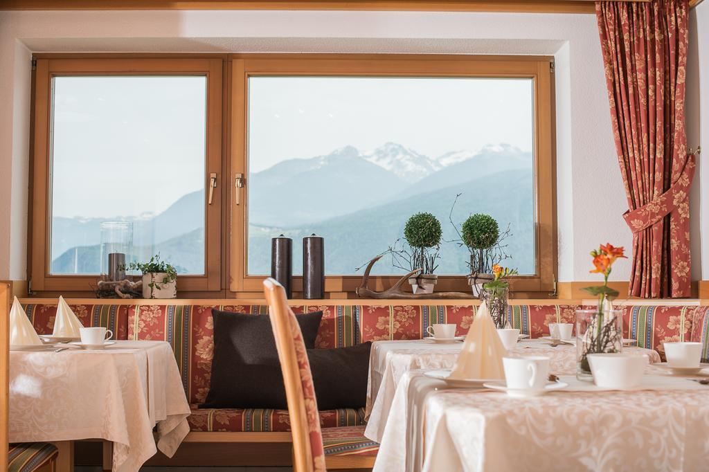Hotel Garni Hochgruber บรูนิโก ภายนอก รูปภาพ