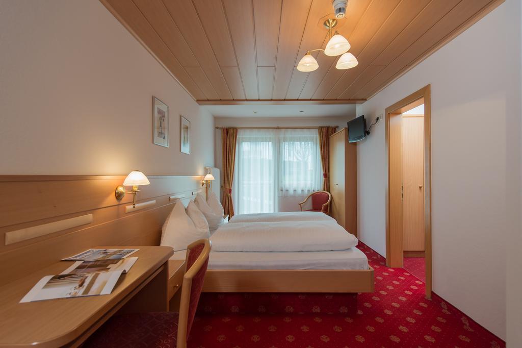 Hotel Garni Hochgruber บรูนิโก ห้อง รูปภาพ